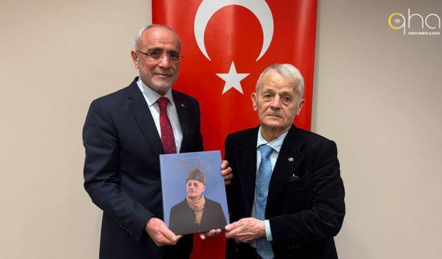 Kırımoğlu, Külliye'de Topçu ile bir araya geldi