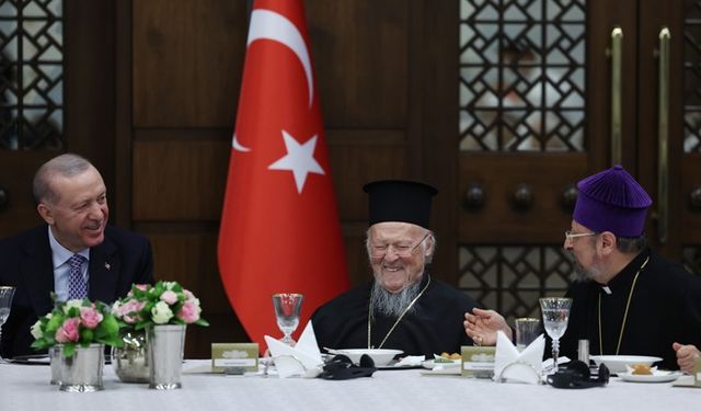 Erdoğan, Miçotakis onuruna yemeğe Bartholomeos'u davet etti