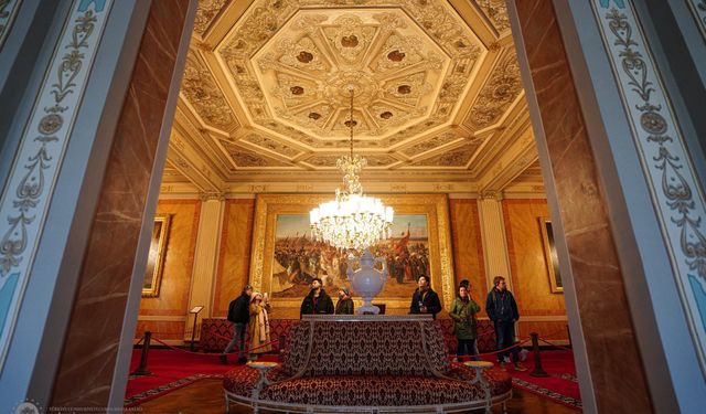 Dolmabahçe Yazı Dairesi ziyarete açıldı