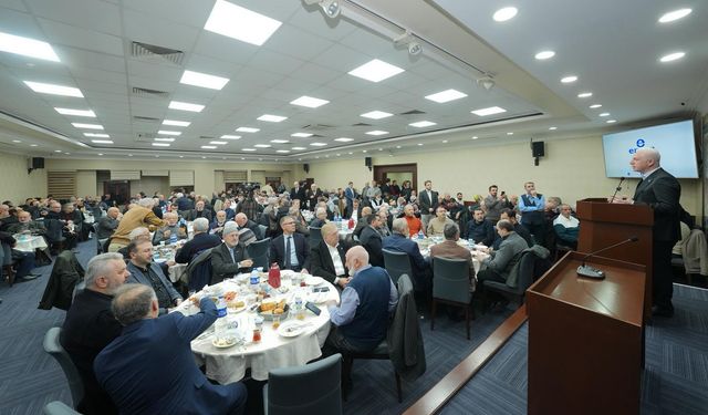 İstanbul Valisi Gül, Ensar Vakfı'nın iftarına katıldı