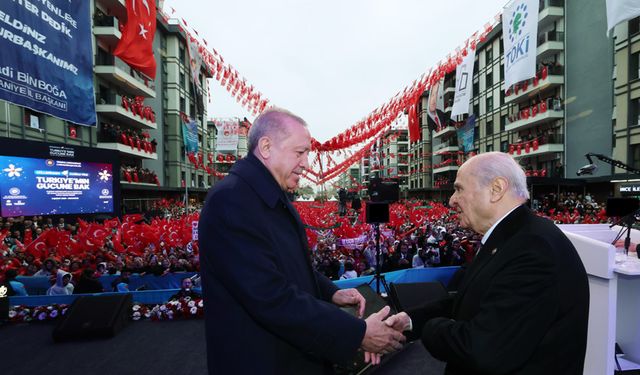 Bahçeli: Soytarılara devletin her yerde olduğu gösterildi
