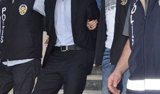 'Garson'un ihbarıyla 2 mahrem imam ve 16 memur yakalandı