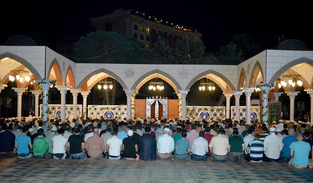 Bursa'da hatimle teravih kılınacak camiler açıklandı