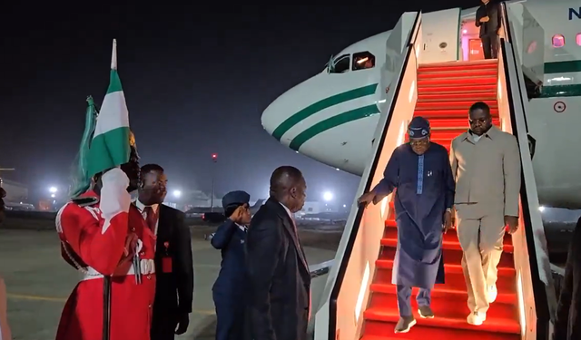 Nijerya Cumhurbaşkanı, Türkiye'den 4 gün gecikmeli döndü