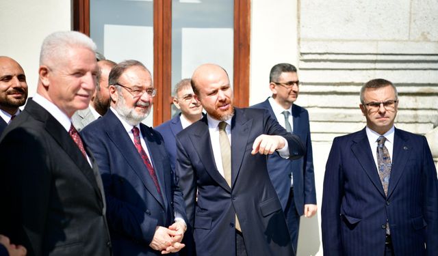 Bilal Erdoğan, Mehmet Görmez'in üniversitesini ziyaret etti