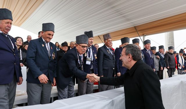 Çanakkale Şehitleri Gelibolu'da anıldı