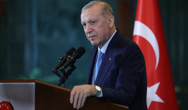 Erdoğan: Türkiye, Allah'ın izniyle emin ellerdedir