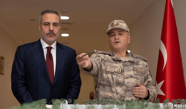 Hakan Fidan'dan Katar'a dayanışma ziyareti