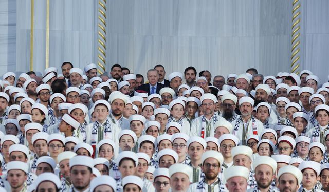 Erdoğan, genç hafızların icazet törenine katıldı