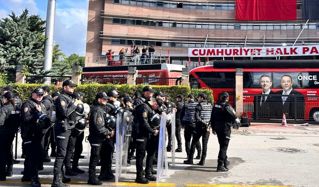 CHP Genel Merkezi tahliye edildi