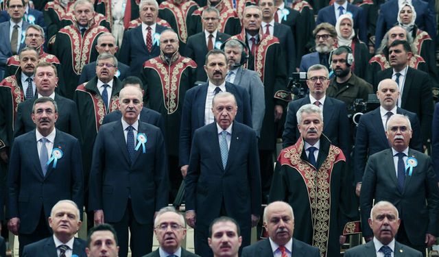 Erdoğan: Demokrasimizin aşağıdan yukarıya inşa imkanı var