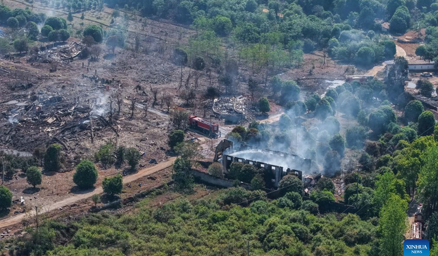 Çin'de havai fişek fabrikası havaya uçtu: 26 ölü