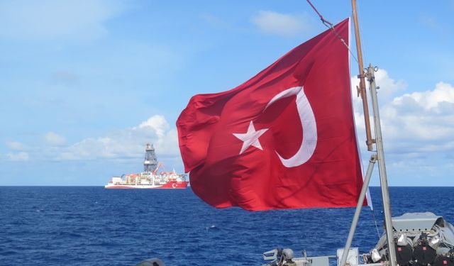 Somali'de Türk savaş gemisinde askeri öğrencilere eğitim