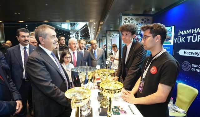 Tekin: İmam-hatipli gençlerin alın teri çalınmak istendi