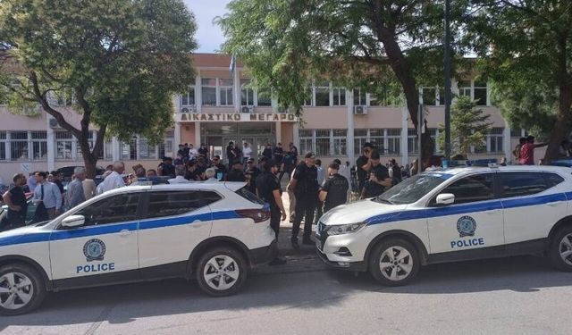 İskeçe'de atanmış müftüyü camiye sokmayan Türklere ceza