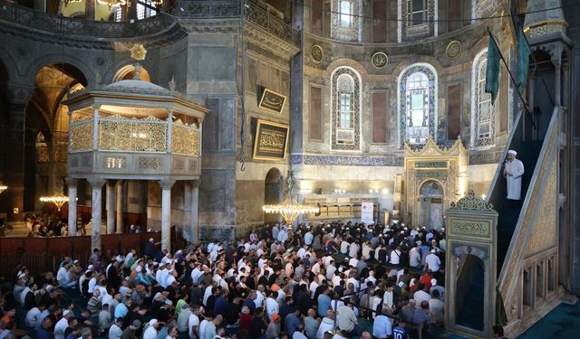 Arpaguş: Ayasofya, nebevî muştunun maddi ve manevi karşılığı