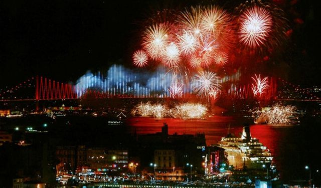 İstanbul'da 29 Ekim'e kadar havai fişek kullanmak yasak