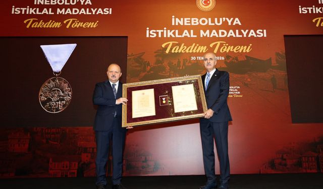 İnebolu'ya İstiklal Madalyası verildi