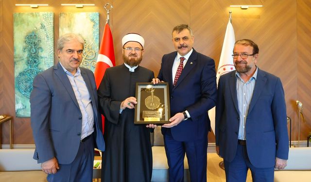 Bakan Çiftçi, Prof. Ali Karadaği'yi misafir etti