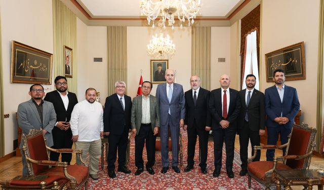 Kurtulmuş, Filipinler Müslüman bölgesinin lideriyle görüştü
