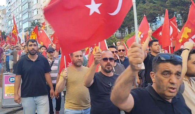 NATO'yu protesto eden TKP'liler gözaltına alındı
