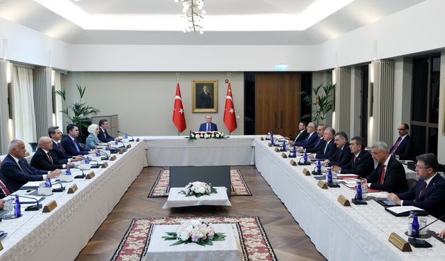 Erdoğan: Âdeta bir kriz fırtınası yaşıyoruz