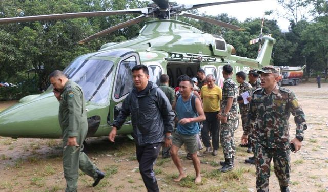 Nepal'deki sel felaketinde 2 Türk turist kurtarıldı