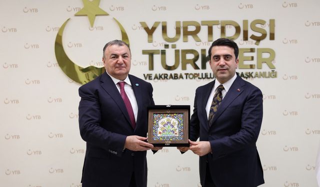 Ahıska ve Karapapak heyeti YTB'yi ziyaret etti