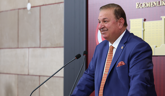 Yeniden Refah Partisi'nde kılıçlar çekildi