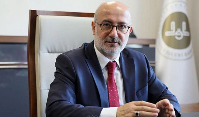 Doğu Türkistan'a giden Diyanet Akademisi Başkanı görevden alındı