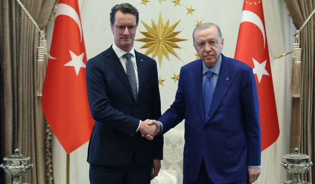 Erdoğan, KRV eyaleti başbakanını kabul etti