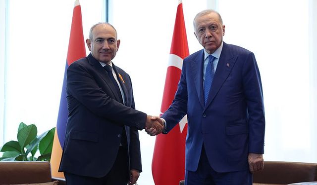 Cumhurbaşkanı Erdoğan, Paşinyan ile görüştü