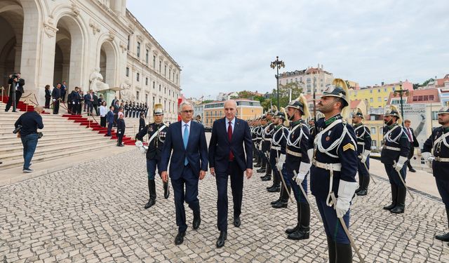 Kurtulmuş, Portekiz'de resmi törenle karşılandı