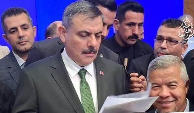 Uygurların talepleri Bakan Çiftçi’ye sunuldu