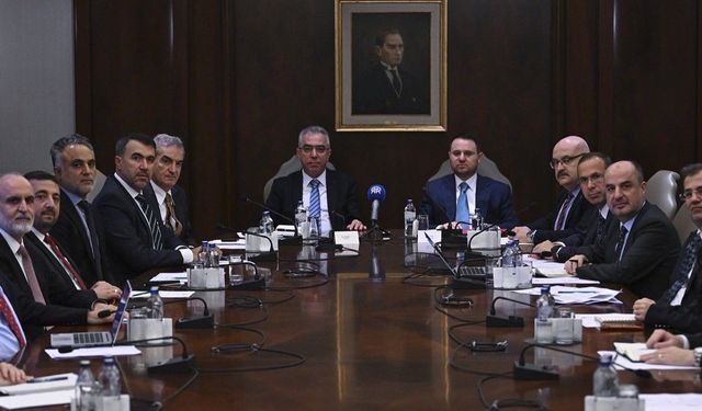 Gürlek: Anayasanın sistematiği bozuldu, ülkemize dar geliyor