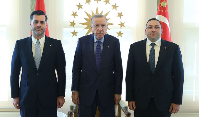 Erdoğan, AK Parti'ye geçen belediyeleri kabul etti