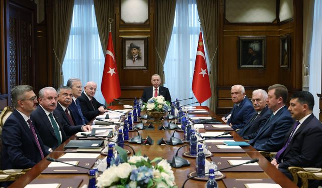 Erdoğan, Yüksek İstişare Kurulunu topladı