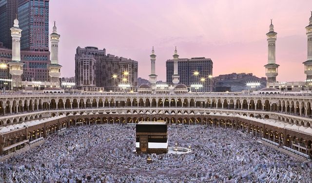 Suudi Arabistan yaklaşık 270 bin hacı adayını Mekke'ye almadı