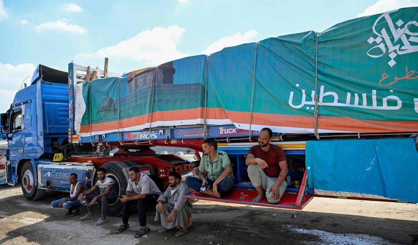 İsrail, 5 bin kamyonun Gazze'ye girişini engelliyor