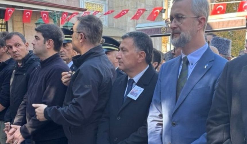 Şehit cenazesine Ukraynalı büyükelçi de katıldı