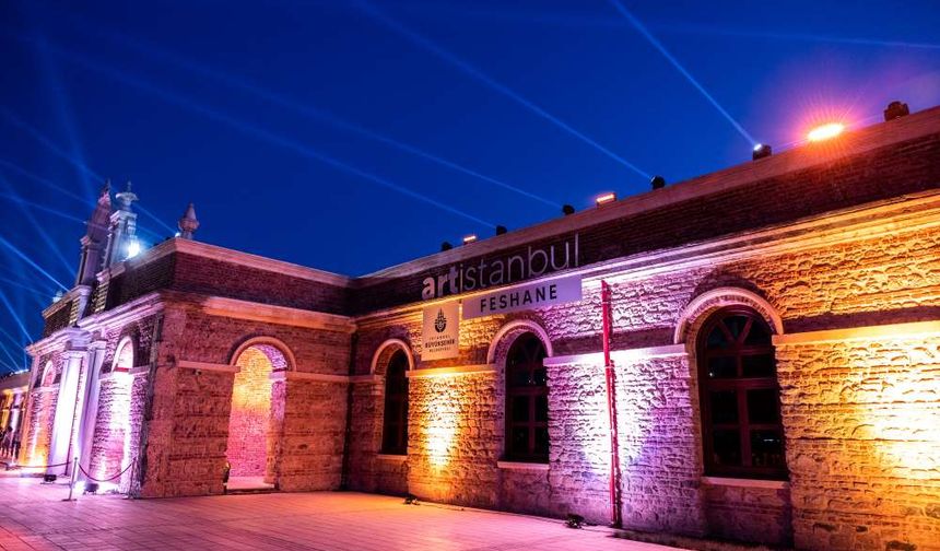 Geleneksel tiyatro Artİstanbul Feshane'de