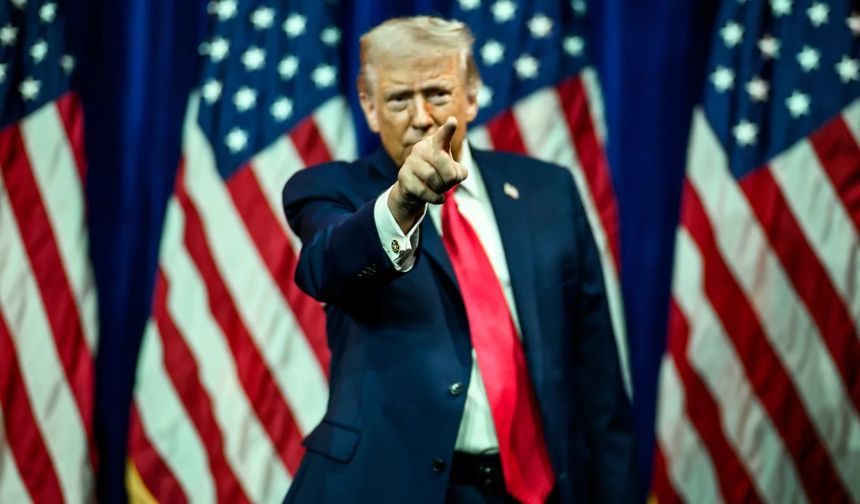 Trump: İran'la ticaret yapan yüzde 25 vergi ödeyecek