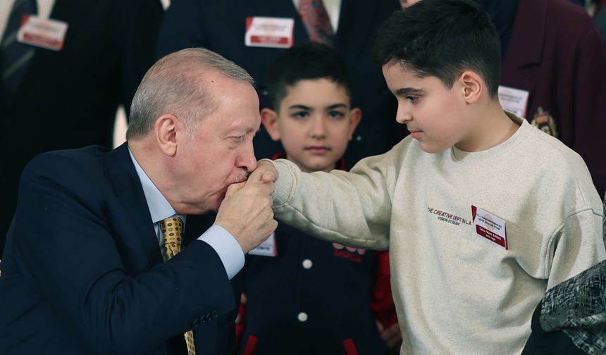 Erdoğan'dan şehit ailelerine: Nifakçılara prim vermeyeceğiz