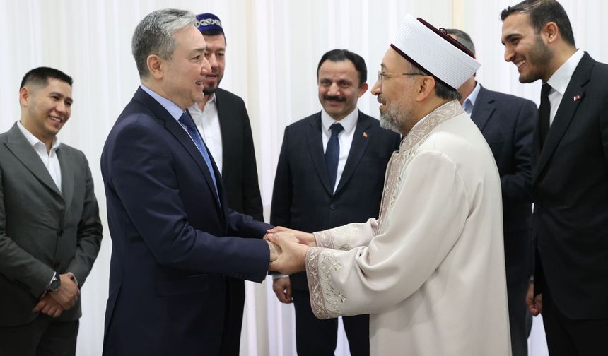 Arpaguş, İslam ülkelerinin büyükelçileriyle iftarda buluştu