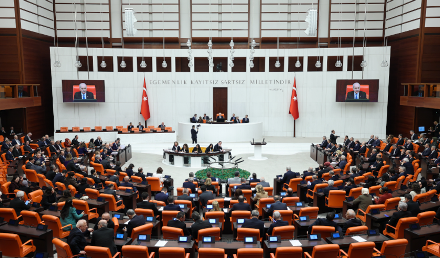 Fidan  ve Güler kapalı oturumda Meclis'i bilgilendiriyor