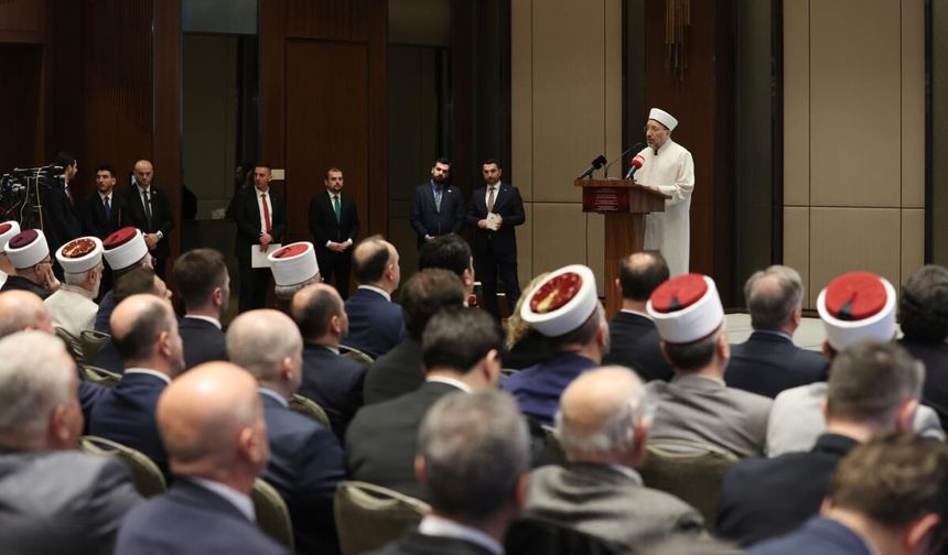Balkan ülkelerinin diyanet reisleri Üsküp'te toplandı