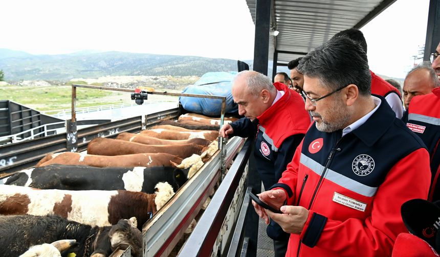 Tarım Bakanı'ndan kurbanlık hayvan denetimi