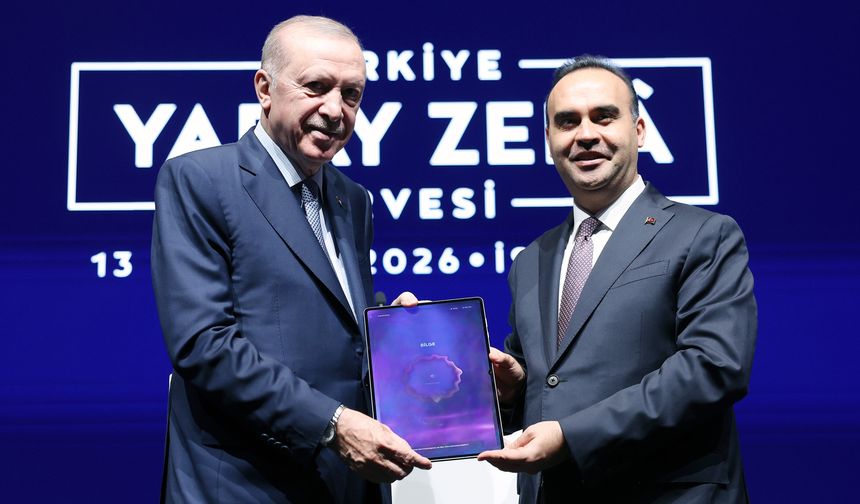 Erdoğan: Türkiye'yi dijital alanda da inşa etmeye kararlıyız