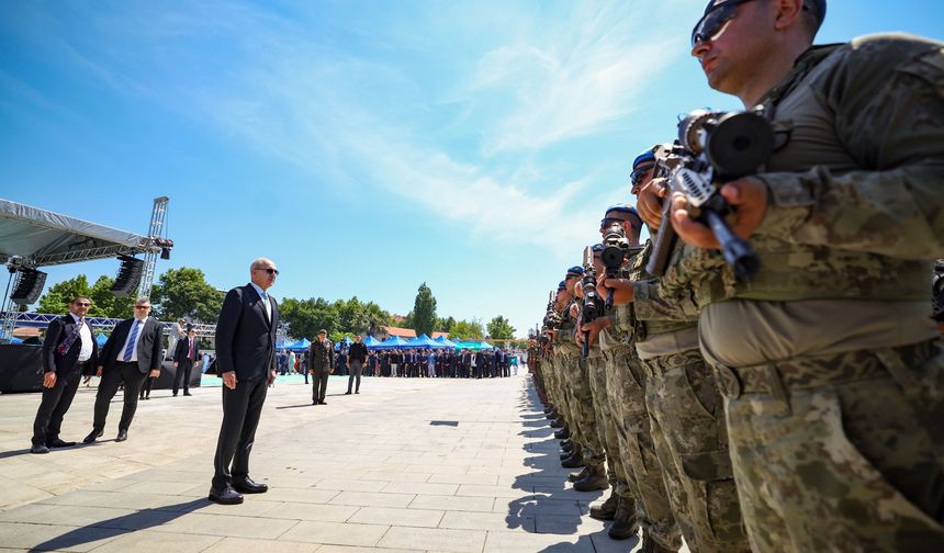 Kurtulmuş: Beylikler gibi birbirimizle uğraşalım istiyorlar