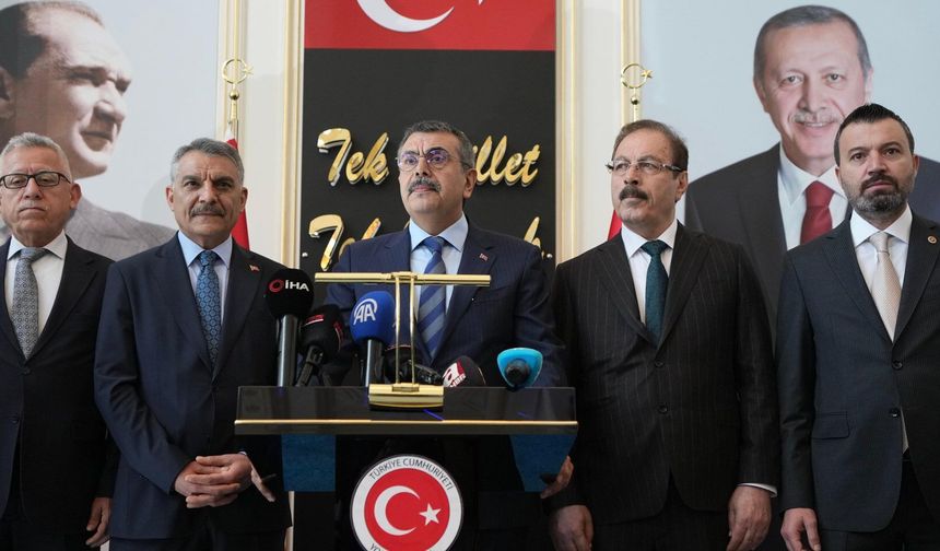 Liselere geçişte tercih robotu imkanı sunulacak